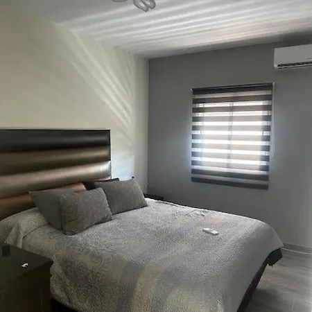 A 200 M De La Playa Holiday home